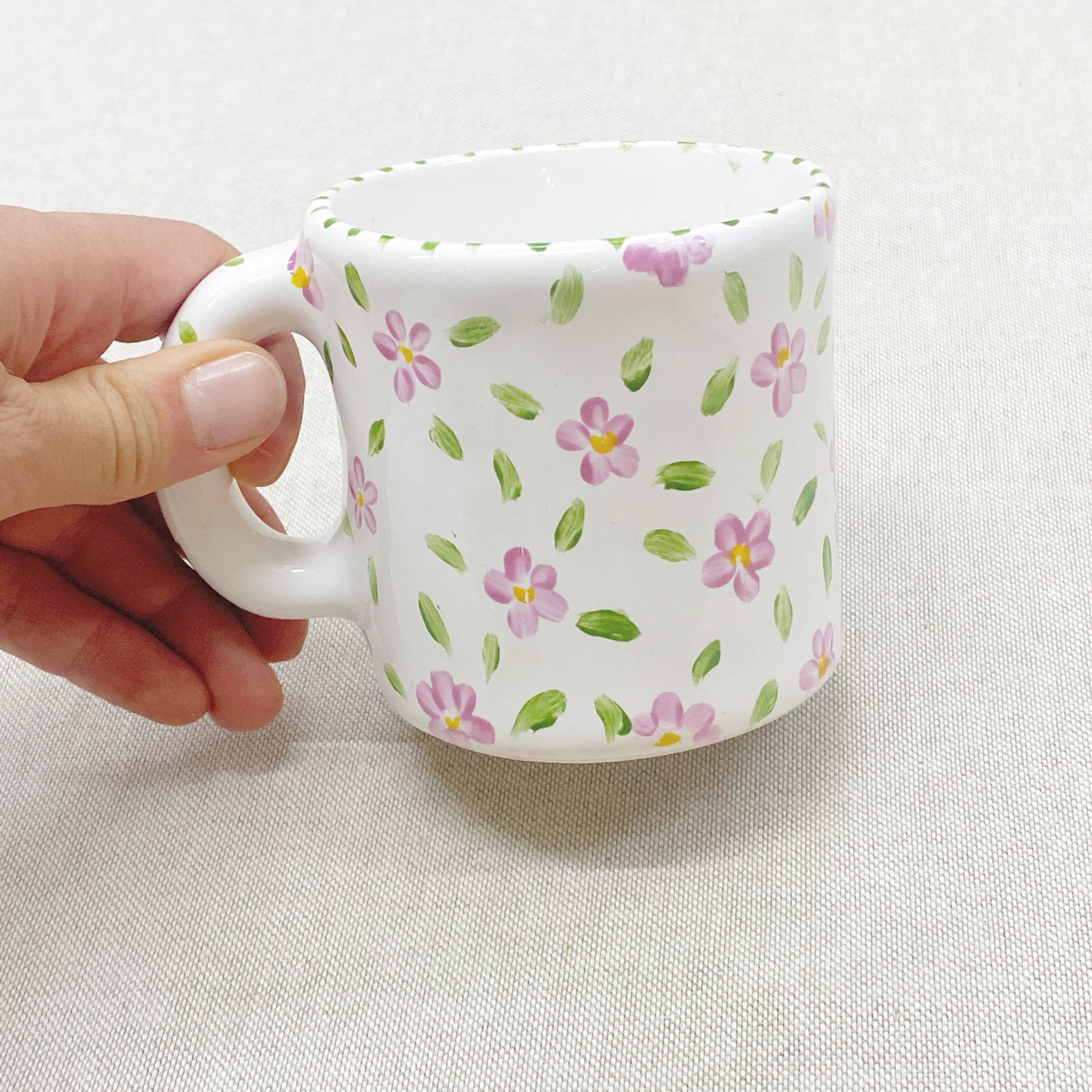 taza chica de cerámica pintada · flores - Barioles Casa